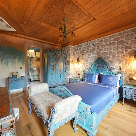 Hotel Naz Su Cunda