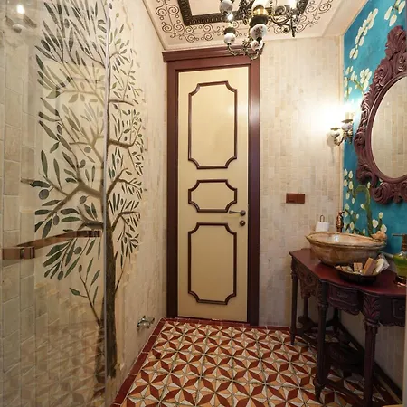Hotel Naz Su *